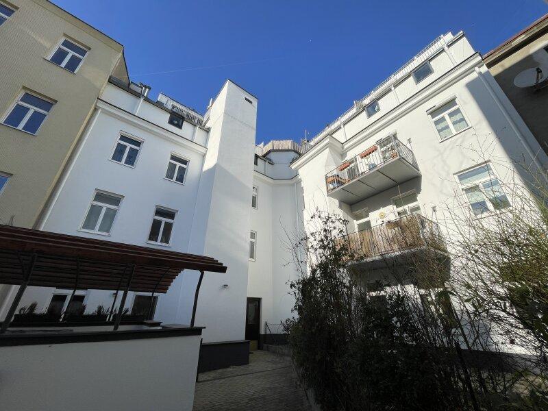 2 rooms Apartment in Hernals, Austria No. 141575