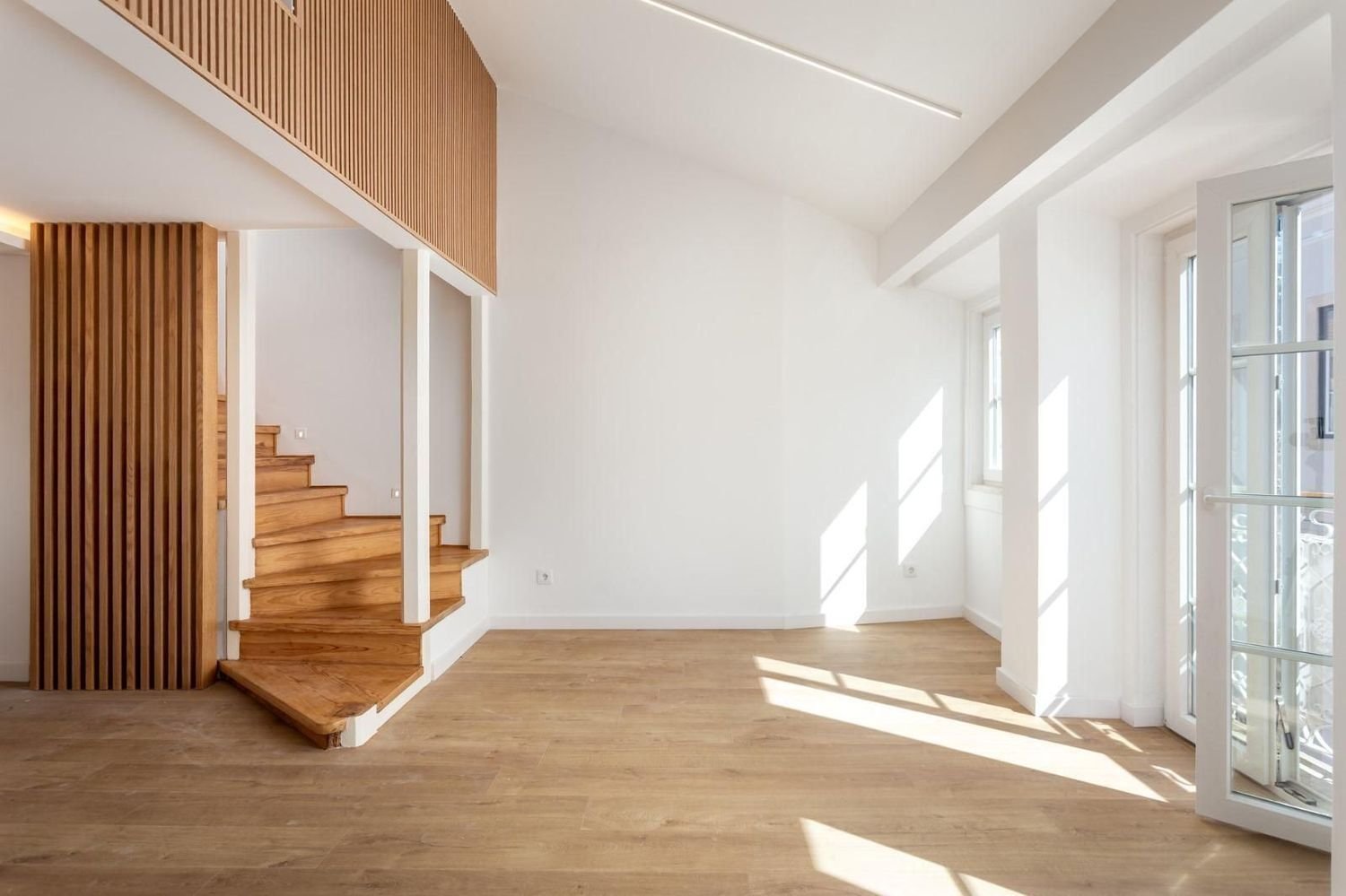 3 chambres Duplex à Lisbon, Portugal No. 276283