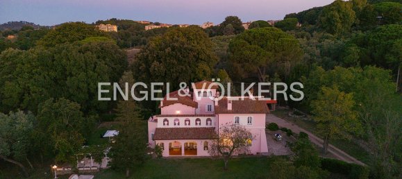 7 bedrooms Villa in Bracciano, Italy No. 379240 2