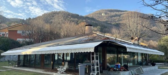 2-salle Villa à Erba, Italy No. 3265 19