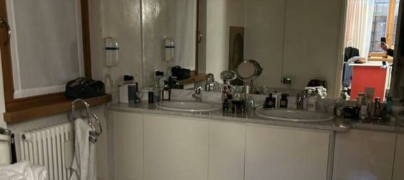 2-salle Villa à Erba, Italy No. 3265 27