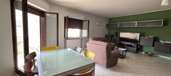 4-salle Appartement à Sulmona, Italy No. 299497 10