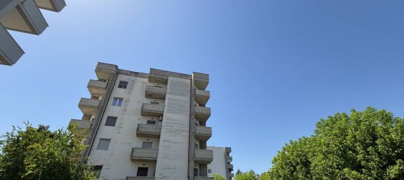 4-salle Appartement à Sulmona, Italy No. 299497 2