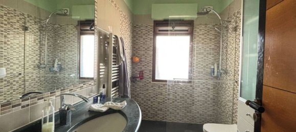 4-salle Appartement à Sulmona, Italy No. 299497 7