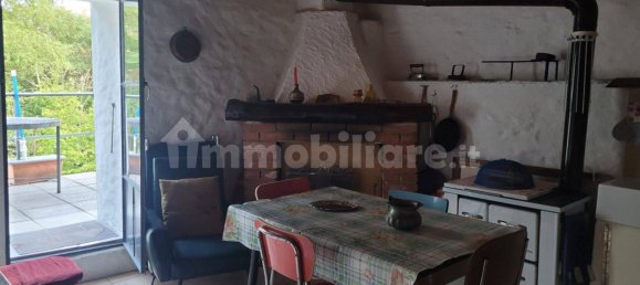 2 Schlafzimmer Haus in Miazzina, Italy, Nr. 287040 5