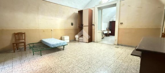 4 bedrooms Apartment in Naples, Italy No. 316217 9