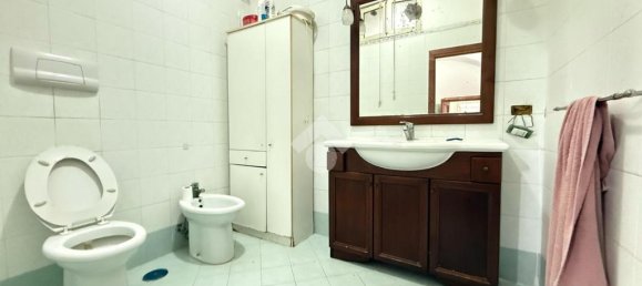 4 bedrooms Apartment in Naples, Italy No. 316217 18