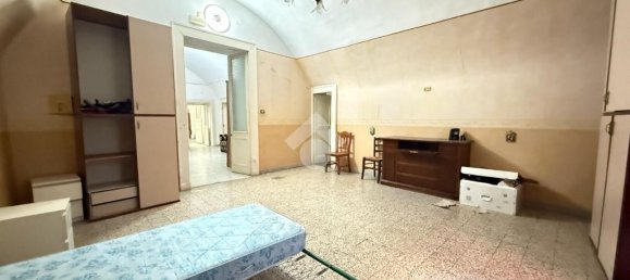 4 bedrooms Apartment in Naples, Italy No. 316217 10
