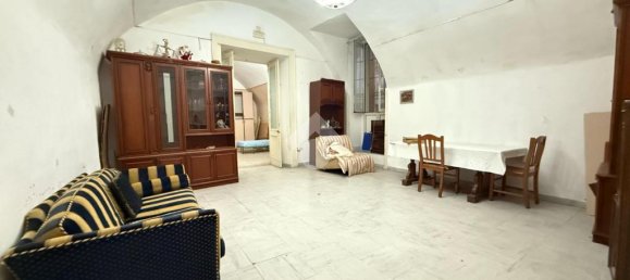 4 bedrooms Apartment in Naples, Italy No. 316217 7