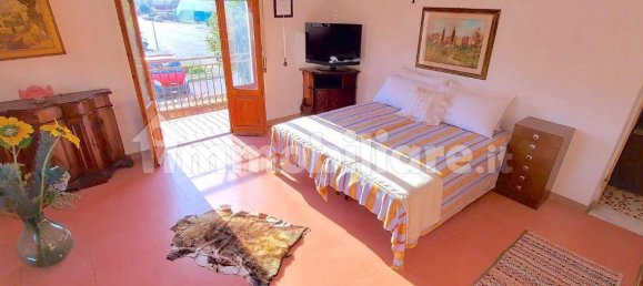 3 bedrooms House in Carrara, Italy No. 45684 30