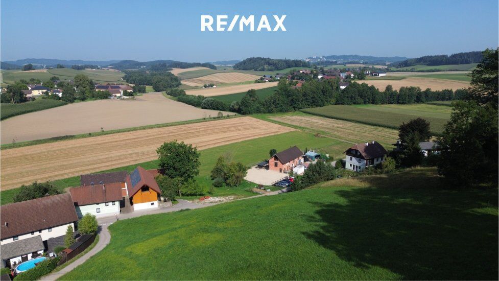  Land in Upper Austria, Austria No. 232126