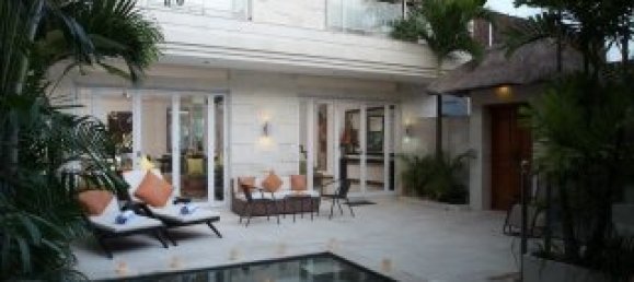 3 bedrooms Villa for rent in Seminyak, Badung, Bali, Indonesia № 3326 2