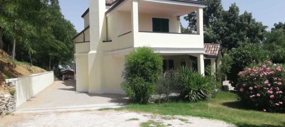 Villa de 5 habitaciónes en Montescudo Monte Colombo, Italy No. 206365 2