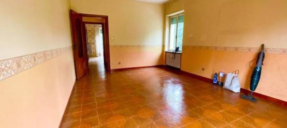 2 bedrooms Apartment in Rivoli, Italy No. 283147 8