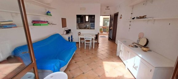 2 rooms Apartment in Rome, Italy No. 28679 12