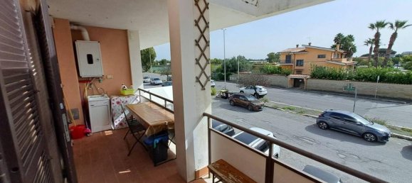 2 rooms Apartment in Rome, Italy No. 28679 3