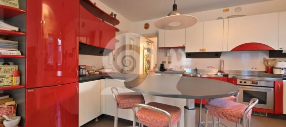 3 bedrooms Villa in Udine, Italy No. 172524 4