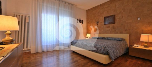 3 bedrooms Villa in Udine, Italy No. 172524 18