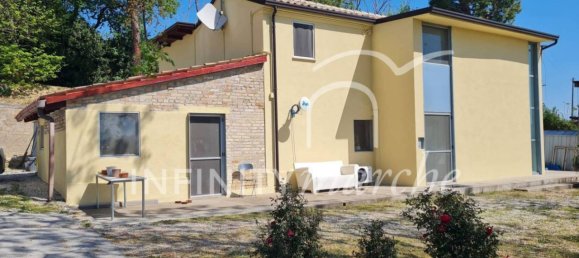 3 Schlafzimmer Haus in Sant'Elpidio a Mare, Italy, Nr. 176251 2