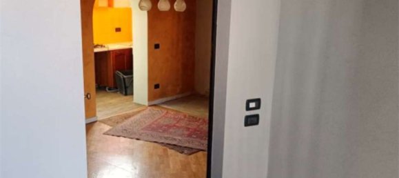 3 rooms Apartment in Bareggio, Italy No. 187581 6