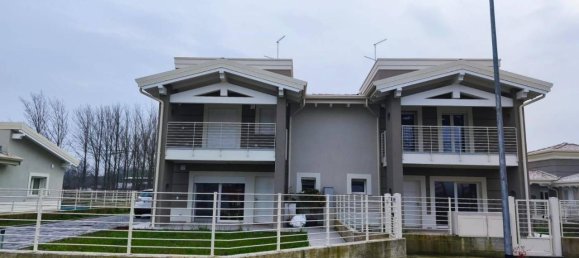 Вилла с 6 комнатами в Карпенедоло, Италия № 29688 7