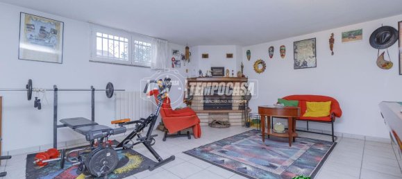 Villa de 4 habitaciónes en Vellezzo Bellini, Italy No. 157357 13