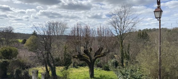 Casa de 4 dormitorios en Grand-Brassac, France No. 104693 2