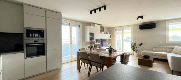 3 Schlafzimmer Wohnung in Milan, Italy, Nr. 364234 9