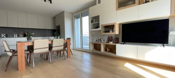 3 Schlafzimmer Wohnung in Milan, Italy, Nr. 364234 5