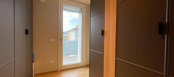 3 Schlafzimmer Wohnung in Milan, Italy, Nr. 364234 36