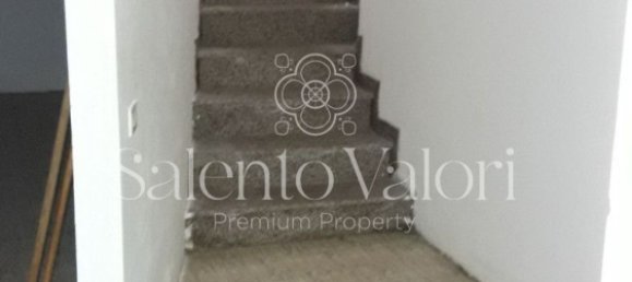 113m² Commercial property in Parabita, Italy No. 165271 18