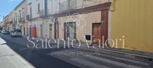 113m² Commercial property in Parabita, Italy No. 165271 21