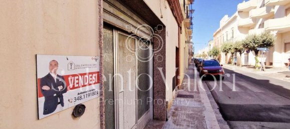 113m² Commercial property in Parabita, Italy No. 165271 23