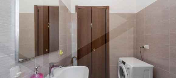 Apartamento de 3 divisões em Monza, Italy N.º 33362 37