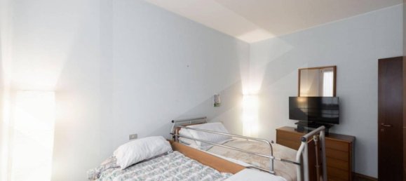 Apartamento de 3 divisões em Monza, Italy N.º 33362 17