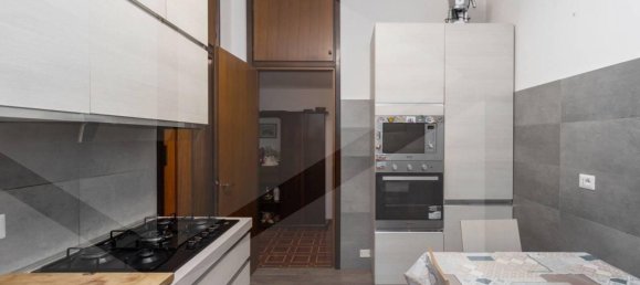 Apartamento de 3 divisões em Monza, Italy N.º 33362 59