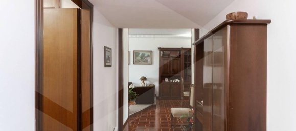 Apartamento de 3 divisões em Monza, Italy N.º 33362 10