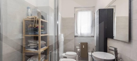 Apartamento de 3 divisões em Monza, Italy N.º 33362 26