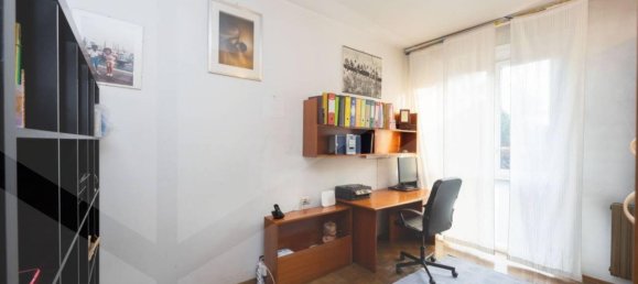 Apartamento de 3 divisões em Monza, Italy N.º 33362 41