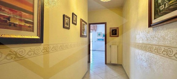 Квартира с 4 комнатами в Битритто, Италия № 27781 47