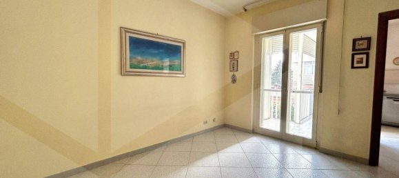 Квартира с 4 комнатами в Битритто, Италия № 27781 8