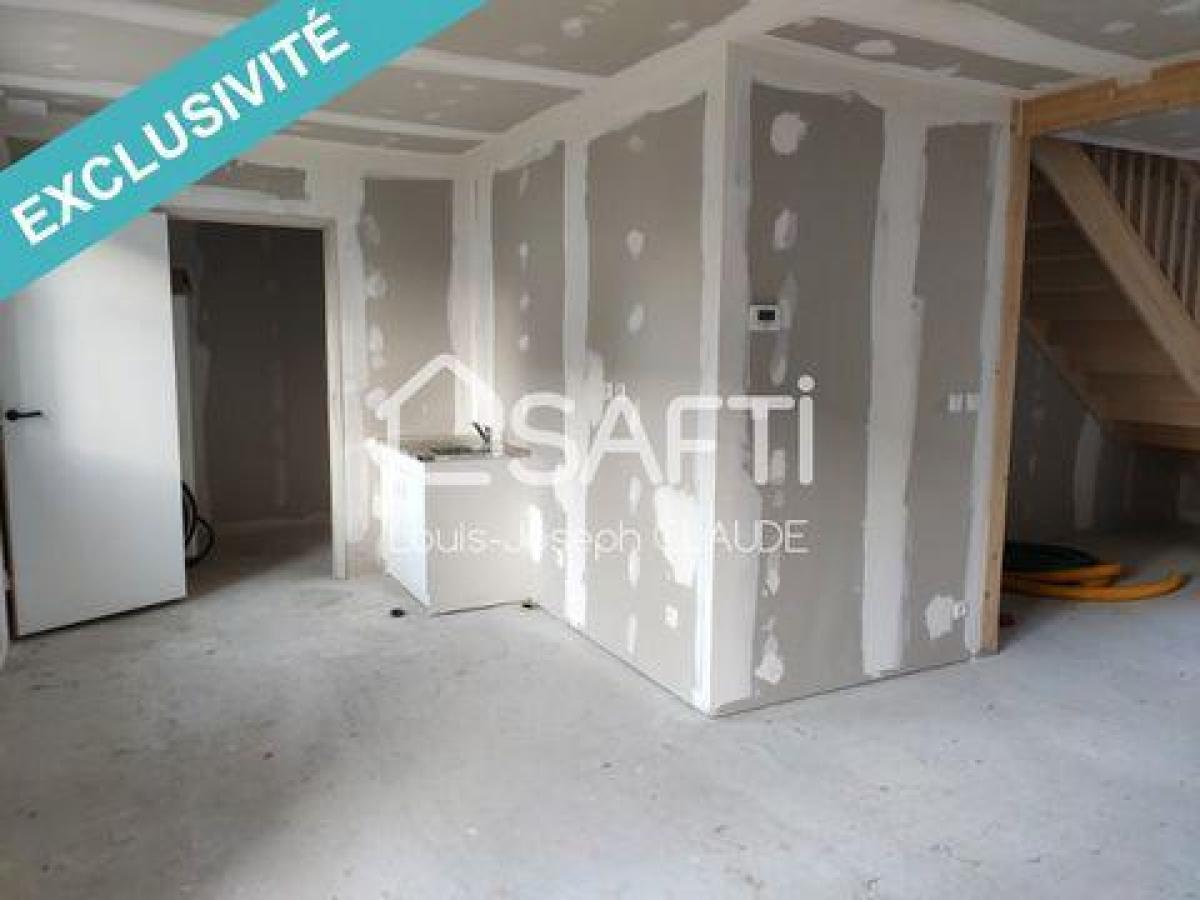 Дом с 3 спальнями в Эвр, Франция № 5819