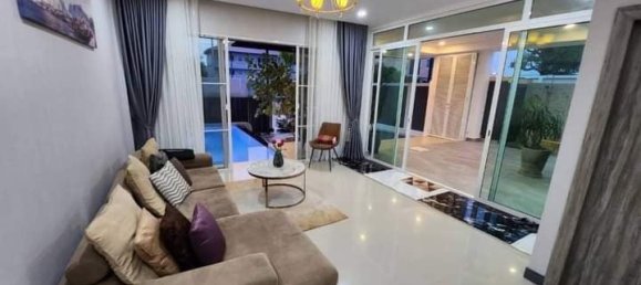 6 bedrooms Villa in Pattaya, Thailand No. 11717 7