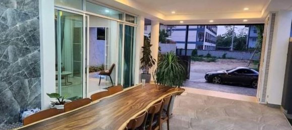 6 bedrooms Villa in Pattaya, Thailand No. 11717 8