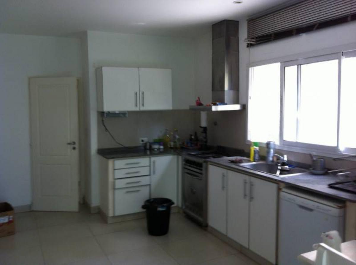 Дом с 2 спальнями в Тигре, Аргентина № 55486