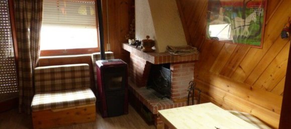 Studio in Rocca di Mezzo, Italy, Nr. 215002 2