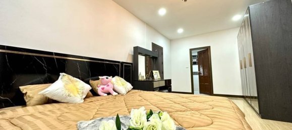 Кафе / ресторан с 4 спальнями в Паттайя, Таиланд № 8428 18