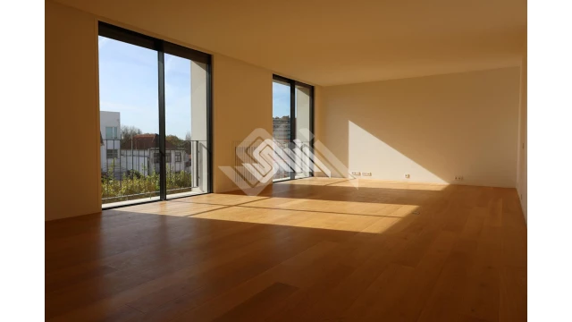 3 Schlafzimmer Doppelhaus in Porto, Portugal, Nr. 44399