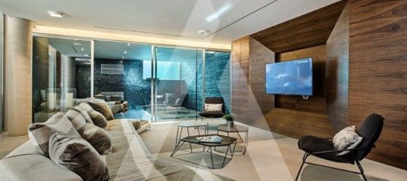 4 bedrooms House in Quarteira, Portugal No. 121982 8