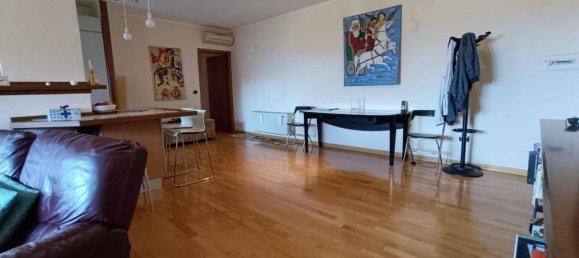 Квартира с 4 комнатами в Фрозиноне, Италия № 73906 6